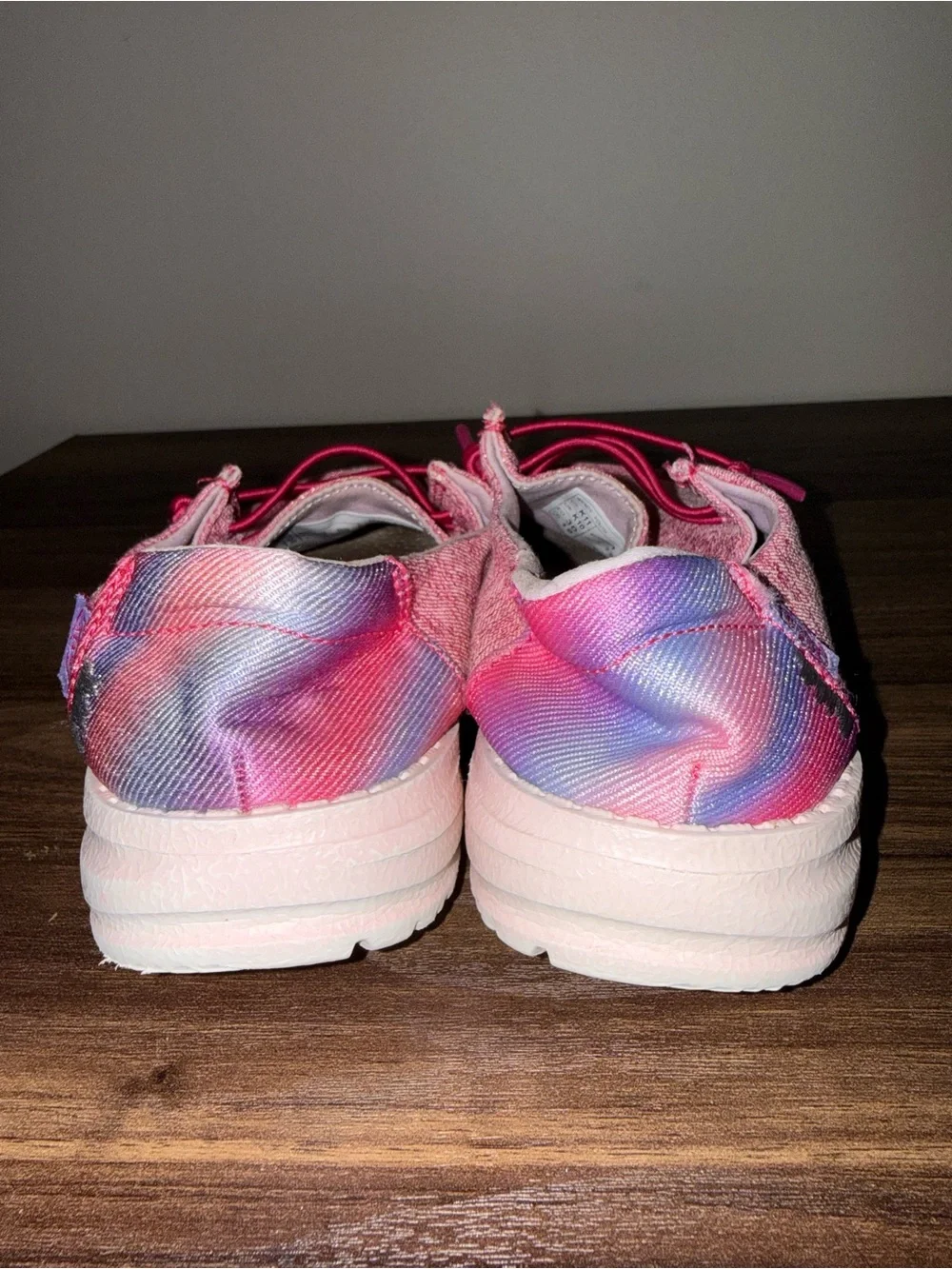 Hey Dude Girls size 11 Sparkle Pink Wendy Youth shoes